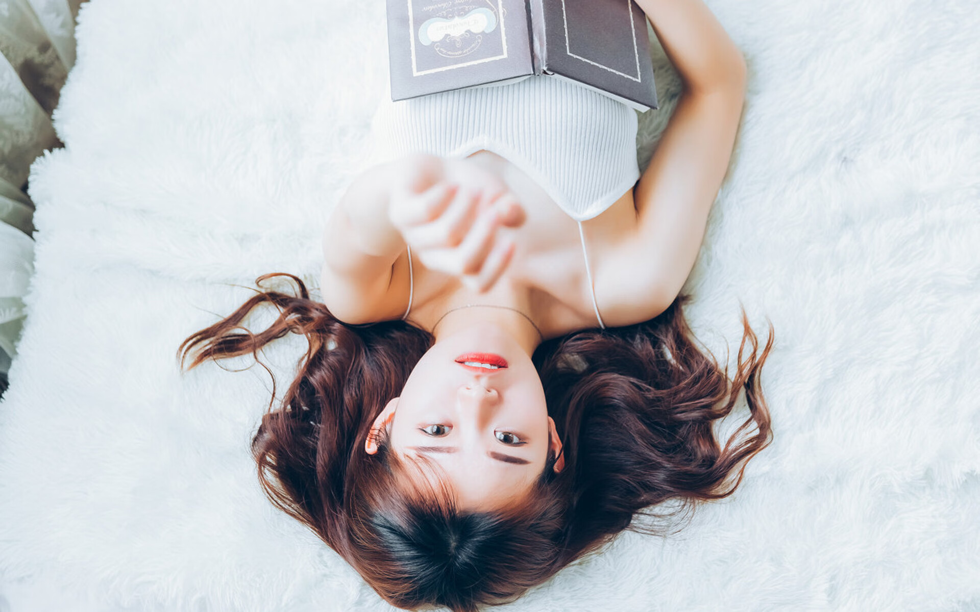 带刀后卫亮剑时,皮克一锤定乾坤,诺坎普今夜只刻一种传奇